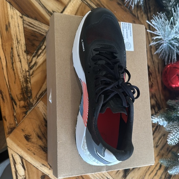 adidas Women's Terrex Agravic Ultra tennis NEW - Picture 3 of 5